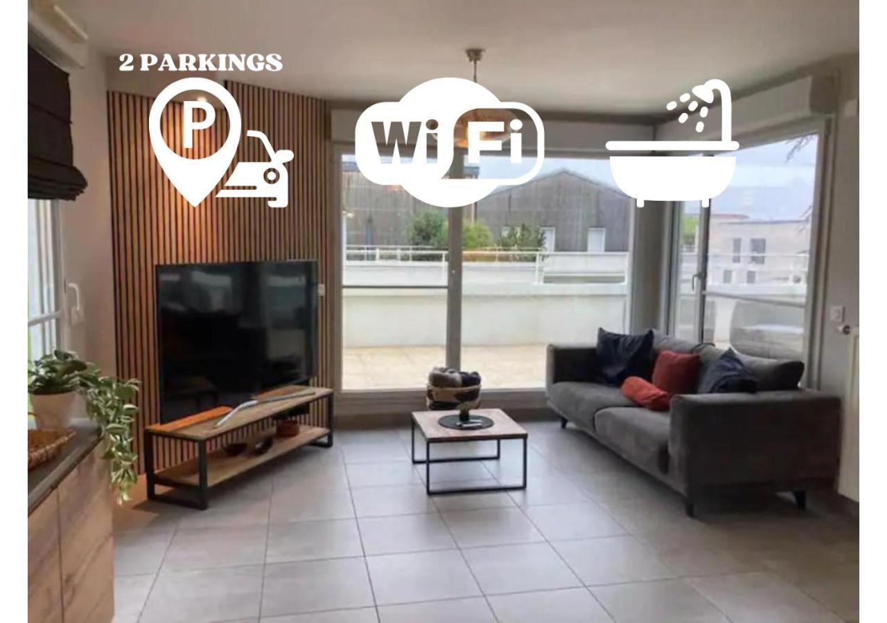 Standing 3 Chambres, Parkings, Terrasse Meyzieu Exterior foto